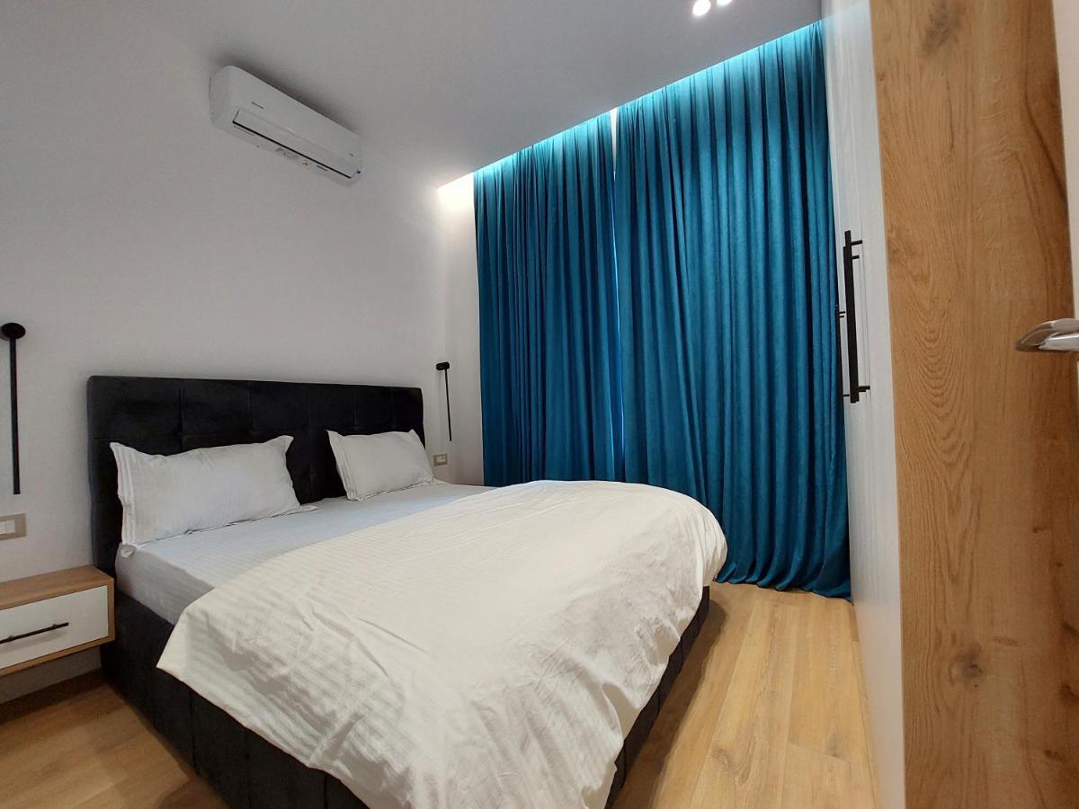 Luxury Apartments Blloku Tirana Exterior photo