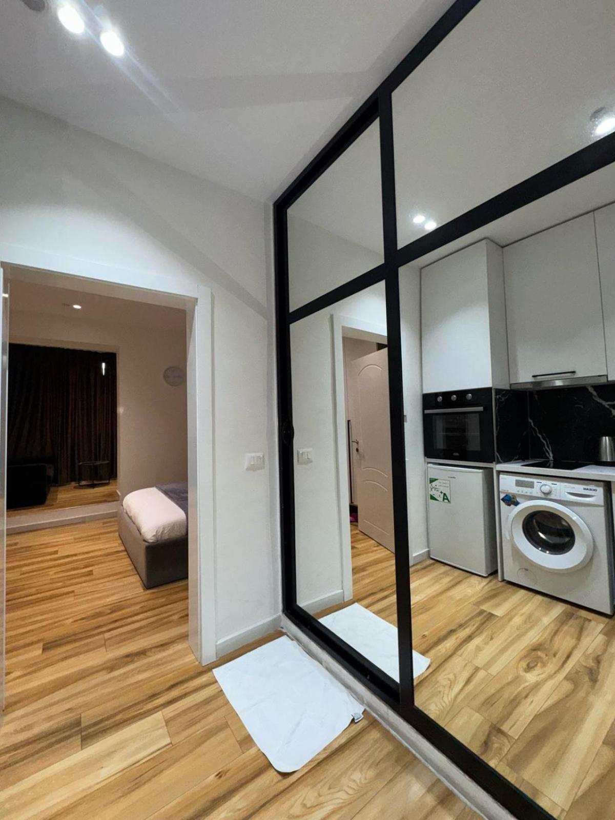 Luxury Apartments Blloku Tirana Exterior photo