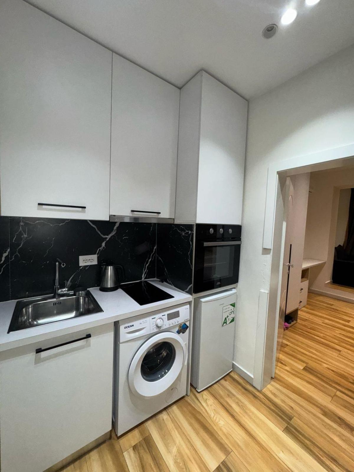 Luxury Apartments Blloku Tirana Exterior photo
